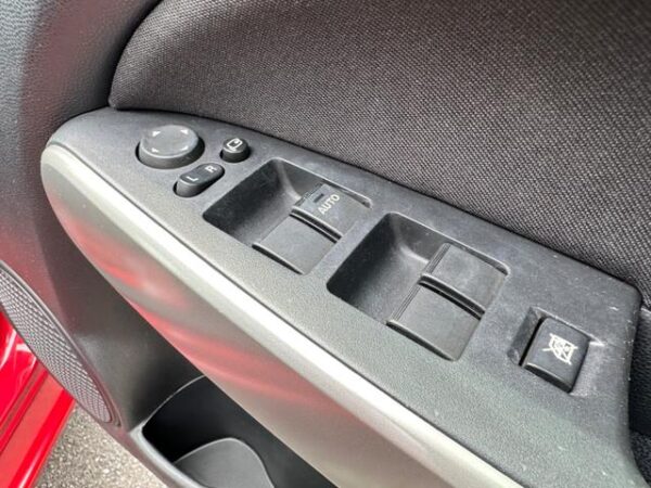 MAZDA DEMIO 2013 - Image 22