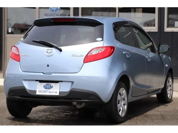 MAZDA DEMIO 2013 - Image 4