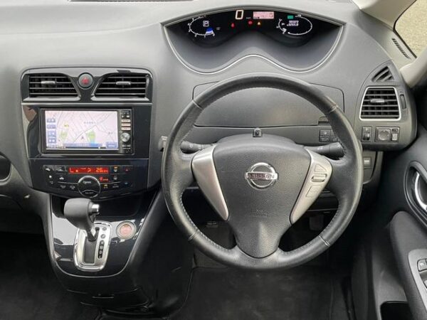 NISSAN SERENA 2013 - Image 10
