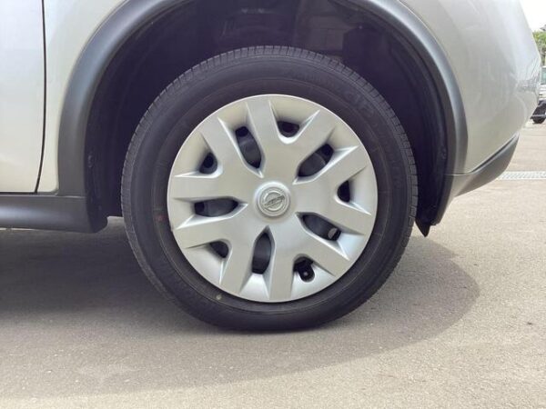 NISSAN JUKE 2010 - Image 10