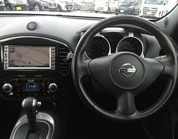 NISSAN JUKE 2010 - Image 3