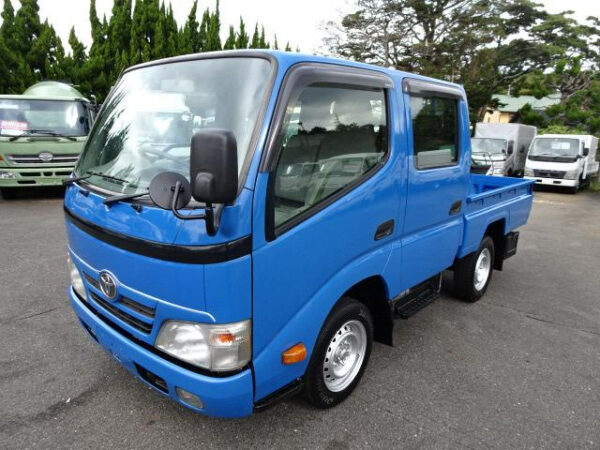 TOYOTA DYNA DOUBLE CAB - Image 2