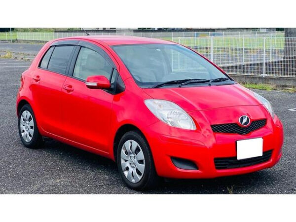 TOYOTA VITZ - Image 15