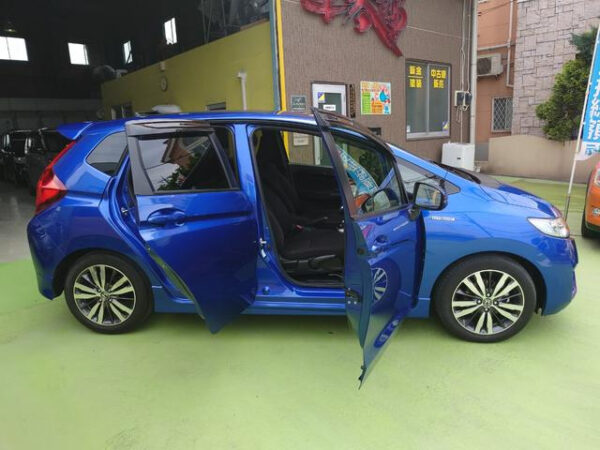 HONDA FIT - Image 15