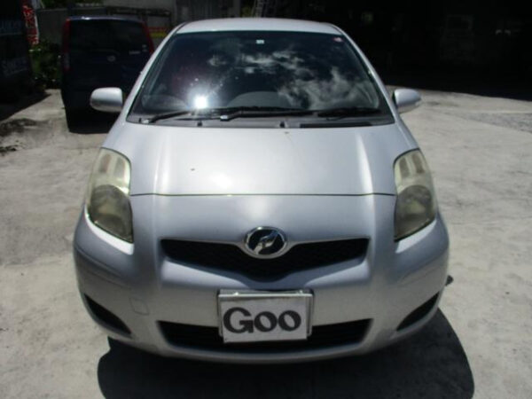 TOYOTA VITZ - Image 3