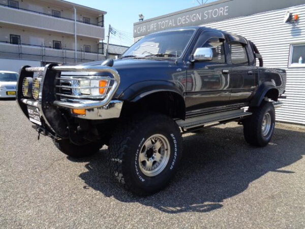 TOYOTA HILUX - Image 6