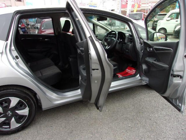 HONDA FIT - Image 7