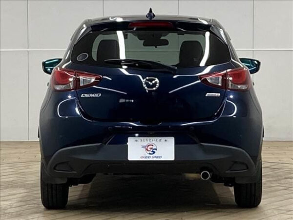 MAZDA DEMIO - Image 6