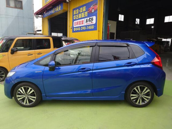 HONDA FIT - Image 8