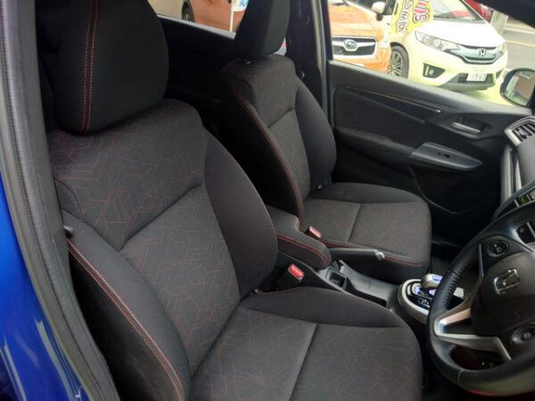 HONDA FIT - Image 9