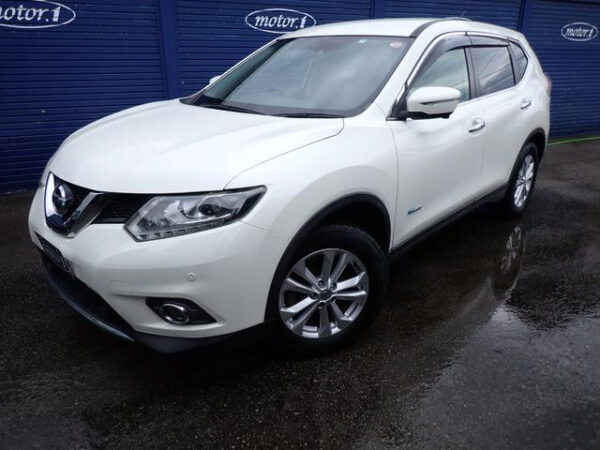 NISSAN X-TRAIL - Image 2