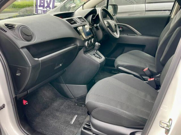 MAZDA PREMACY - Image 11