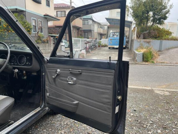 NISSAN SUNNY TRUCK - Image 11