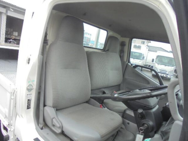 TOYOTA DYNA - Image 11