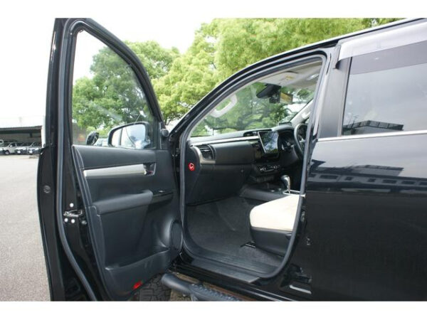 TOYOTA HILUX - Image 12