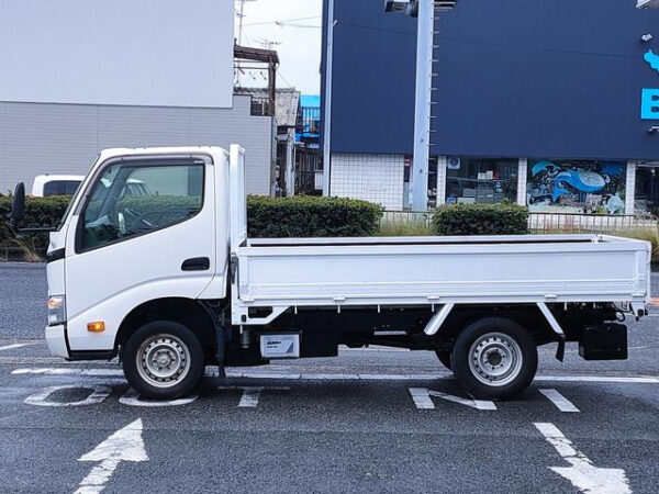 TOYOTA DYNA - Image 13