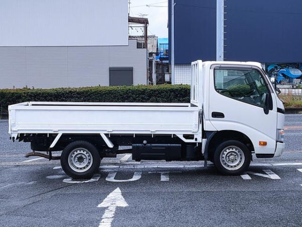 TOYOTA DYNA - Image 14