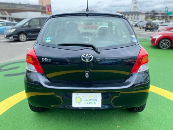 TOYOTA VITZ - Image 14