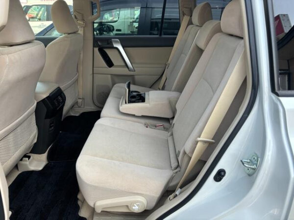 TOYOTA LAND CRUISER PRADO - Image 14