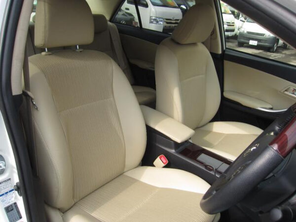 TOYOTA ALLION - Image 14