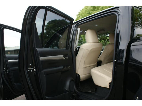 TOYOTA HILUX - Image 15