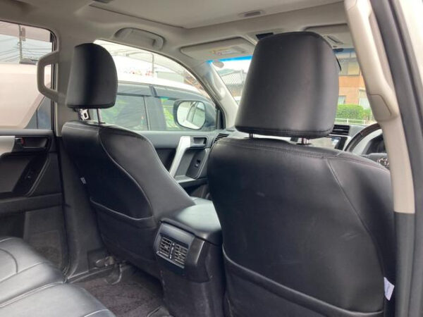 TOYOTA LAND CRUISER PRADO - Image 16