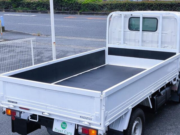 TOYOTA DYNA - Image 17
