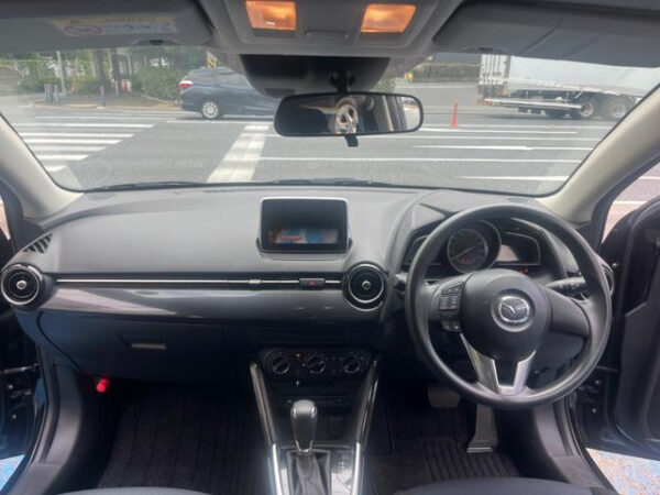 MAZDA DEMIO - Image 18