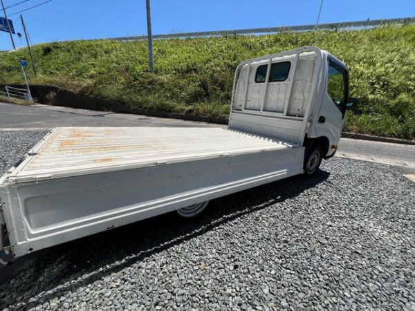 TOYOTA DYNA - Image 18
