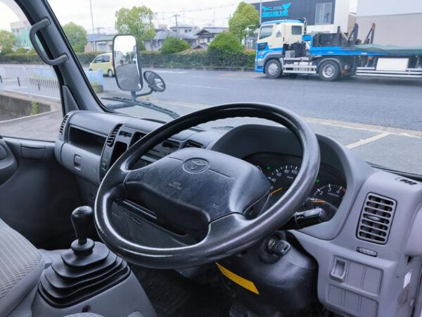 TOYOTA DYNA - Image 20