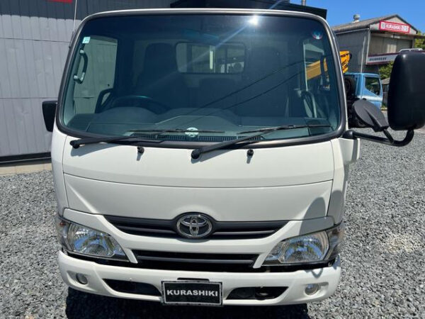 TOYOTA DYNA