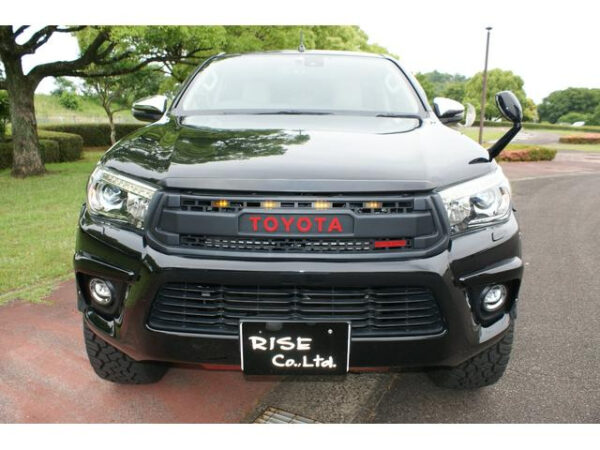 TOYOTA HILUX - Image 3