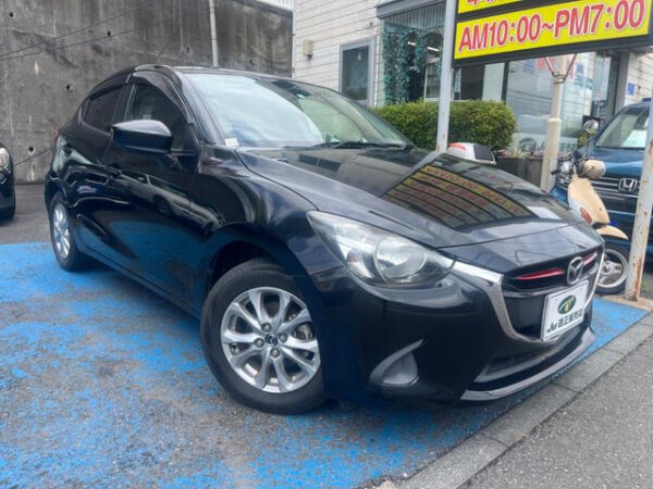 MAZDA DEMIO - Image 3