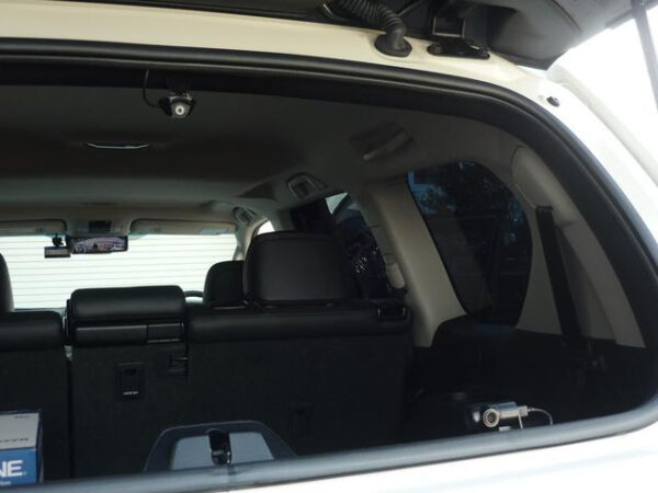 TOYOTA LAND CRUISER PRADO - Image 21