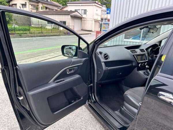 MAZDA PREMACY - Image 22