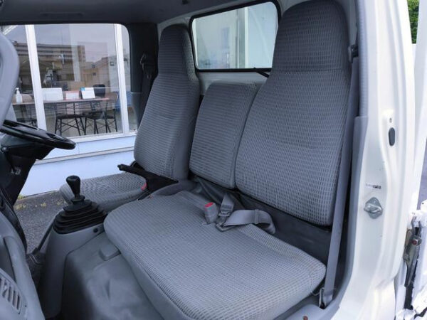 TOYOTA DYNA - Image 24
