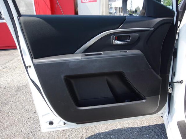 MAZDA PREMACY - Image 25