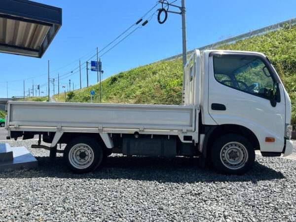 TOYOTA DYNA - Image 4