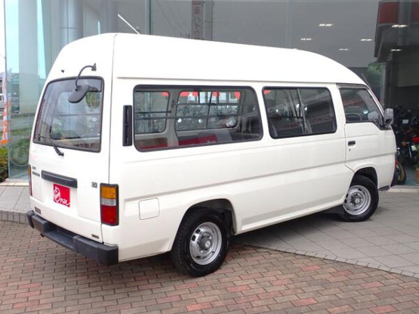 NISSAN CARVAN - Image 4