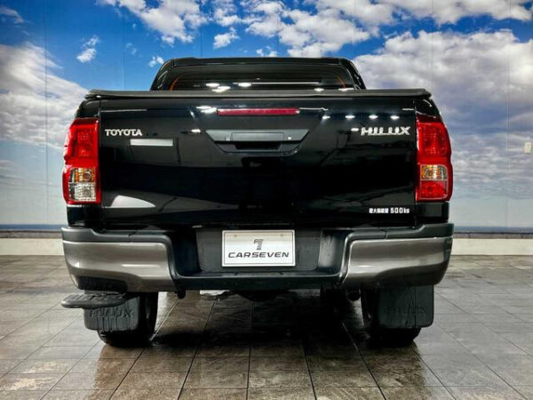 TOYOTA HILUX - Image 4