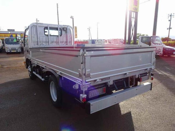 TOYOTA DYNA - Image 5