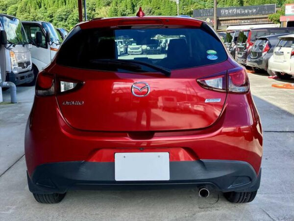 MAZDA DEMIO - Image 5