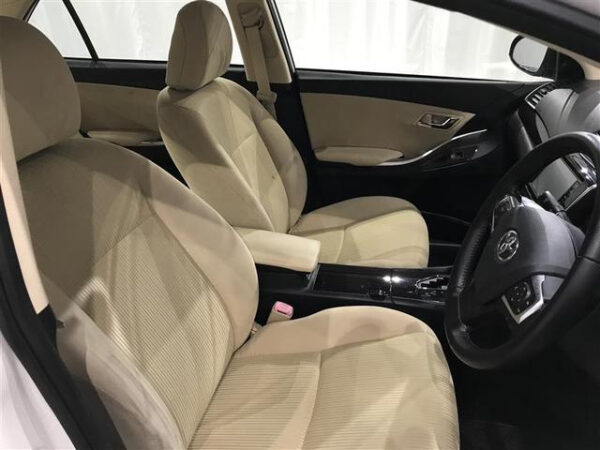 TOYOTA ALLION - Image 6