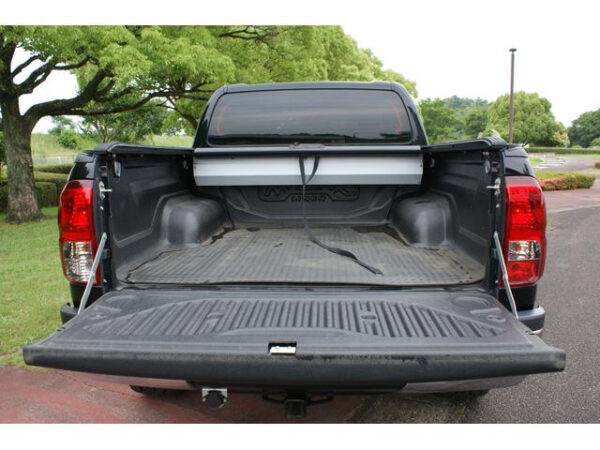 TOYOTA HILUX - Image 7