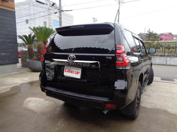 TOYOTA LAND CRUISER PRADO - Image 7