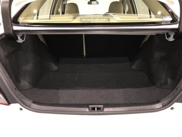 TOYOTA ALLION - Image 8