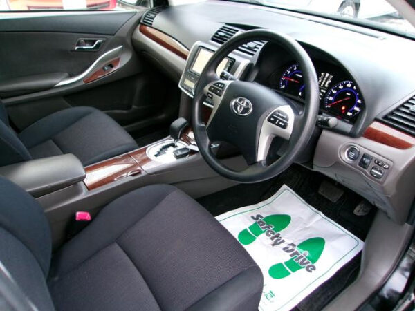TOYOTA ALLION - Image 8