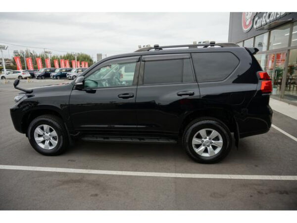 TOYOTA LAND CRUISER PRADO - Image 8