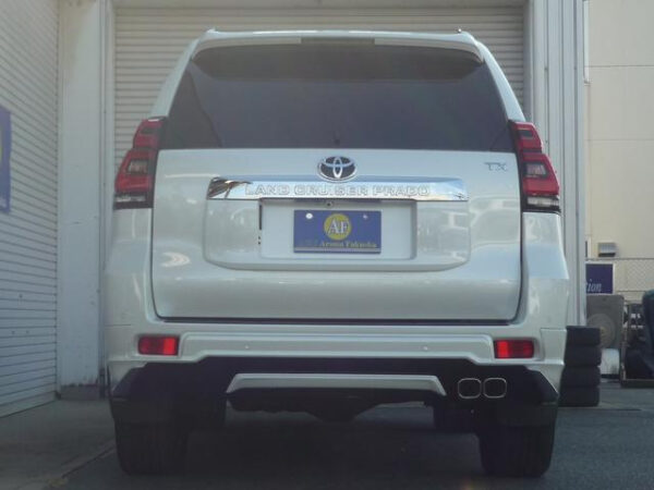 TOYOTA LAND CRUISER PRADO - Image 9