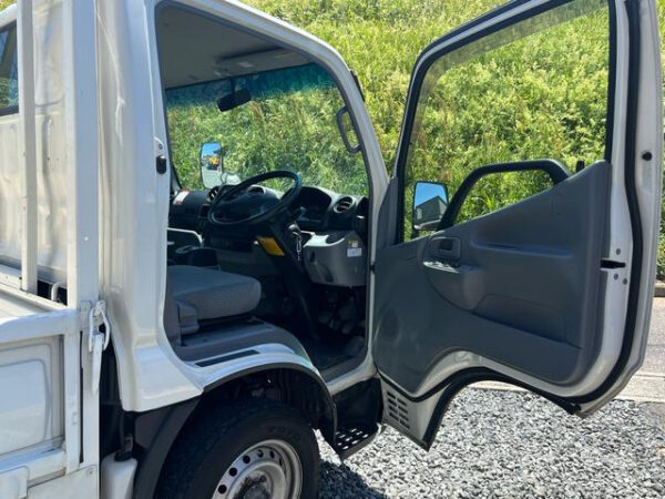 TOYOTA DYNA - Image 10